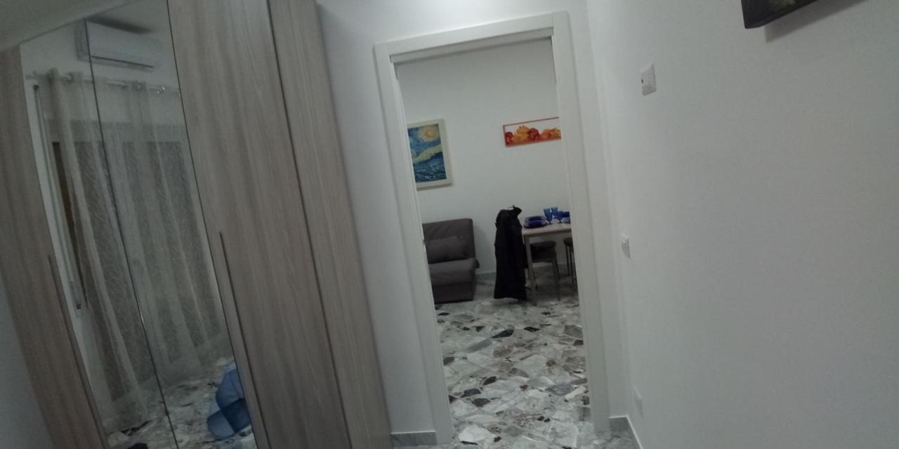 Station Suite Барі Екстер'єр фото